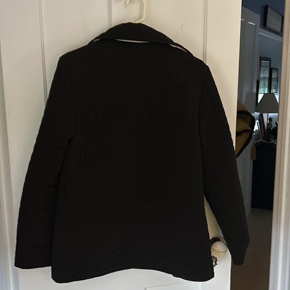 Durable warm reversable jacket! - Picture 2 of 6